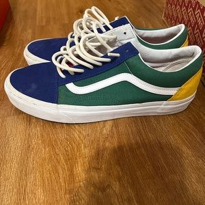 Vans Old School Yacht Club Mens Size 10 1/2.